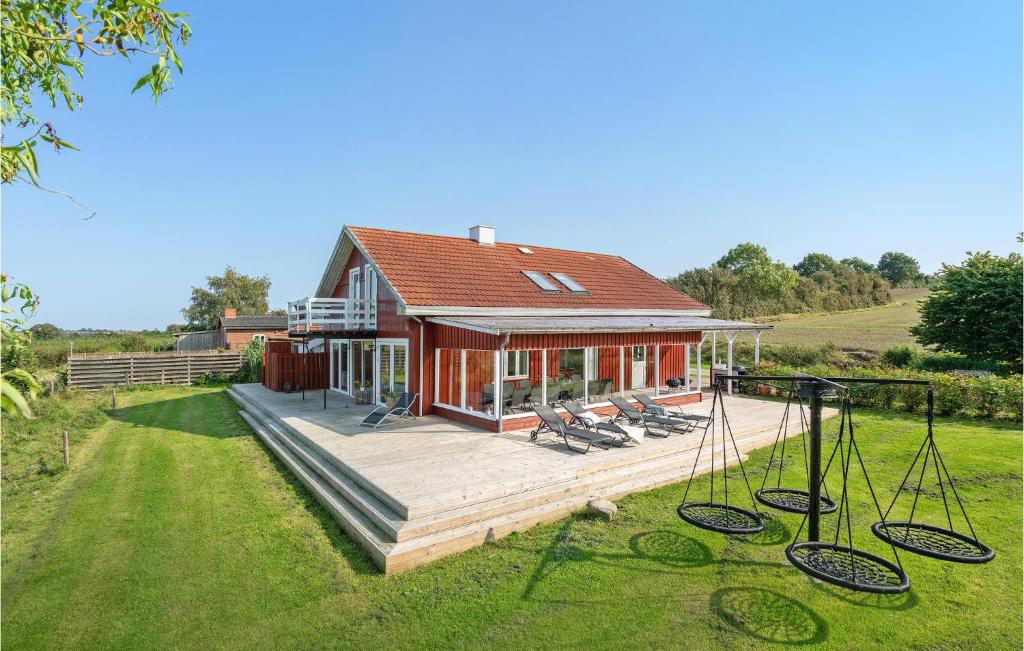 Beautiful Home In Christiansfeld With 6 Bedrooms, Sauna And Wifi