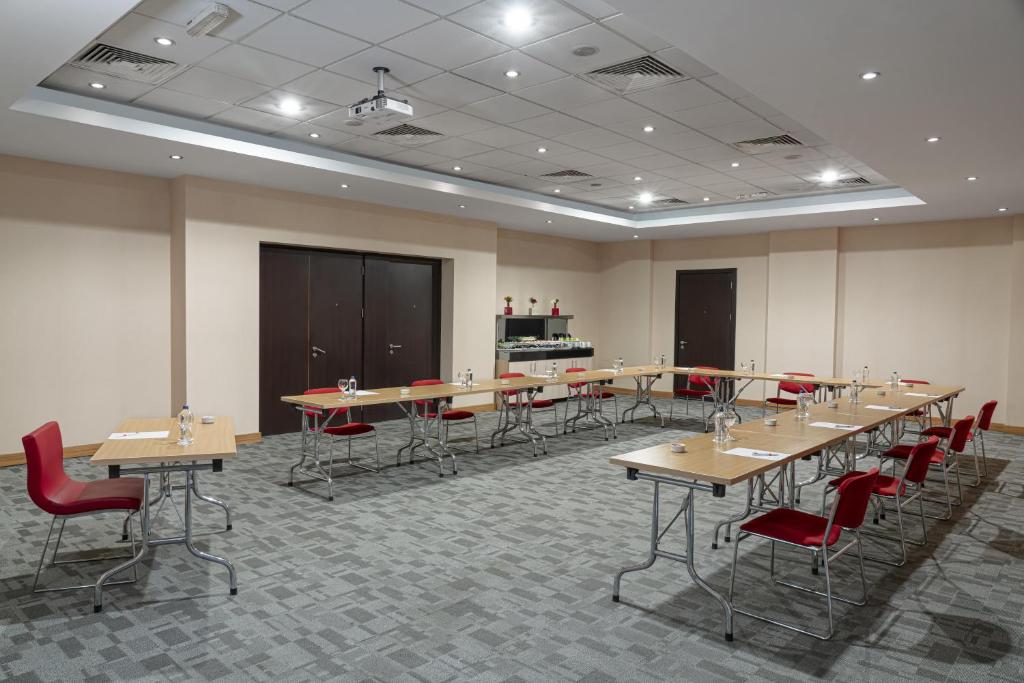 Toplantı odası / Geniş salon