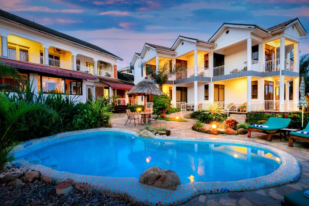 2 Friends Beach Hotel photo