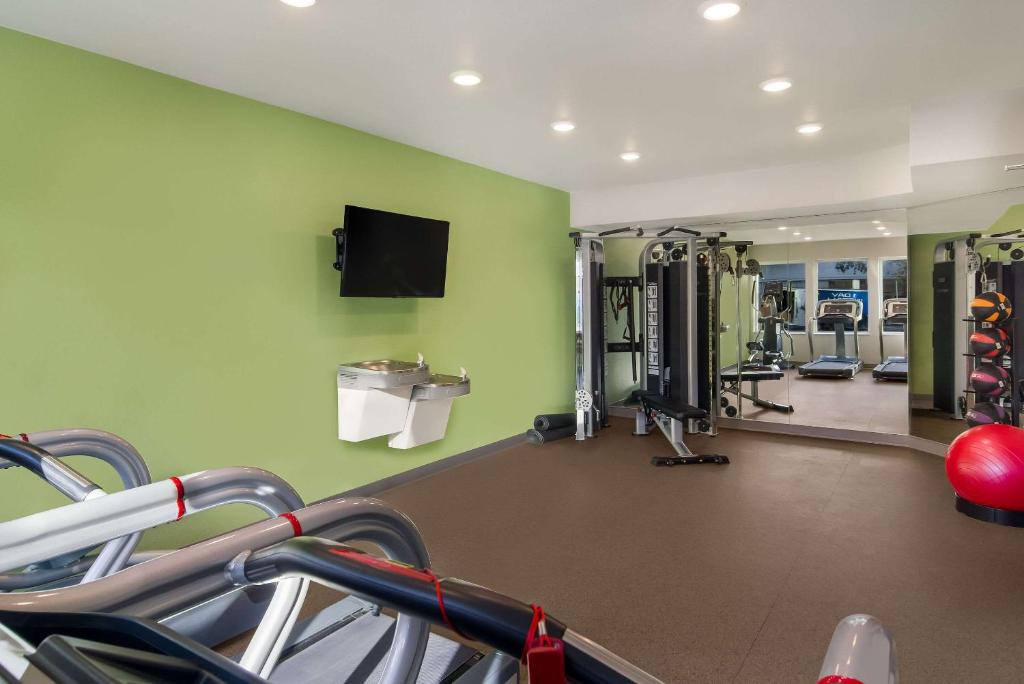 WoodSpring Suites Jacksonville - South photo