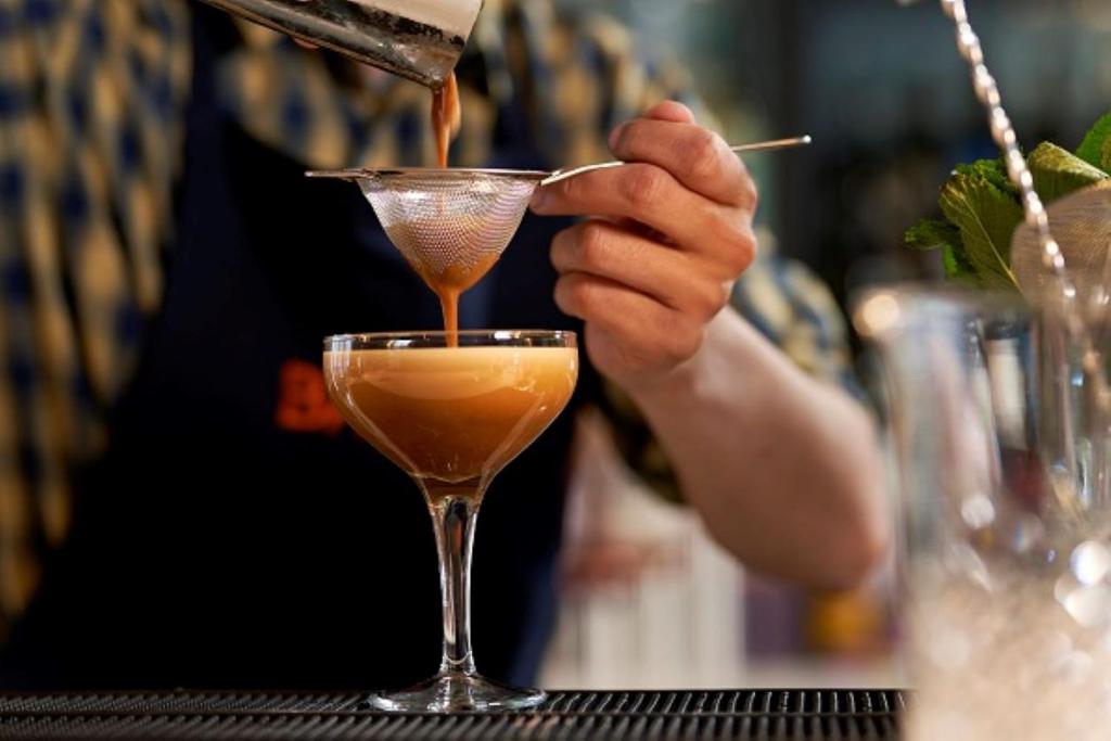 Bar/lounge