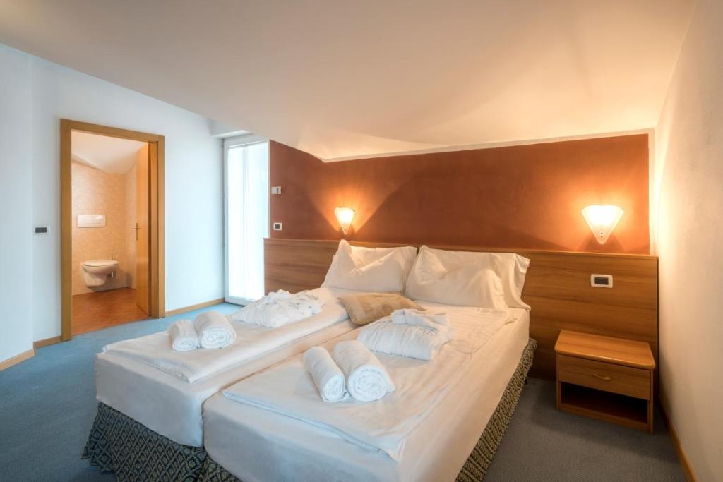 Hotel Alle Piramidi photo