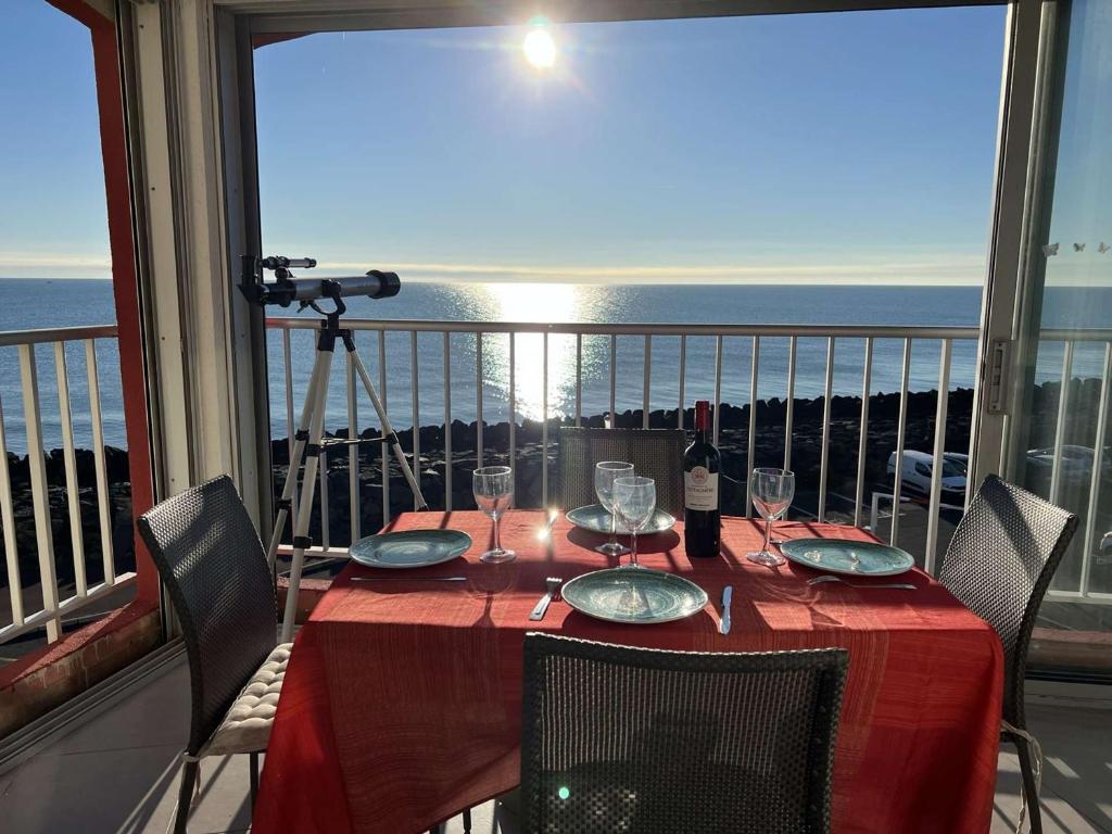 Superbe T3, Clim, Parking, Proche Plage et Commerces - FR-1-702-1 - 3