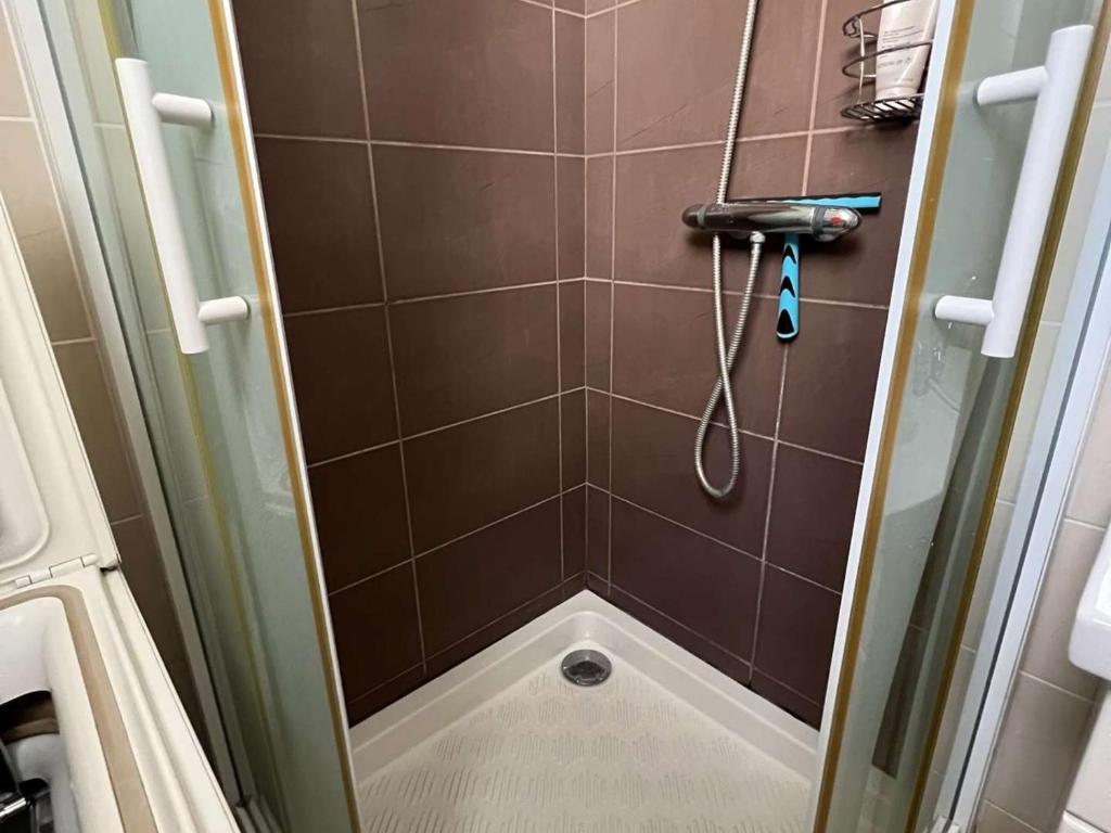T2 cabine, parking privé, lave-linge, à 100m plage, pour famille - FR-1-702-15 - 2