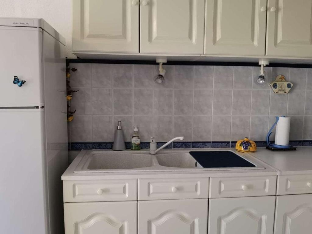 Maison 3 pièces, 5 couchages avec terrasse et piscine, parking privé, à Marseillan - FR-1-326-705 - 4