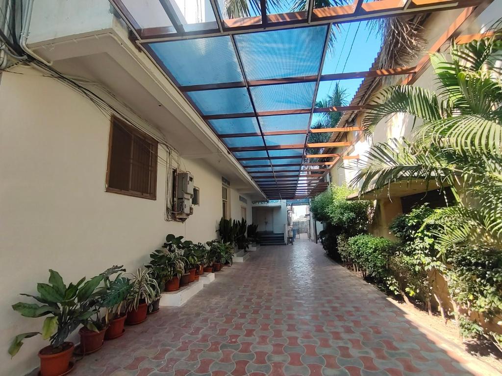 Cosmopolitan Cultural Centre photo