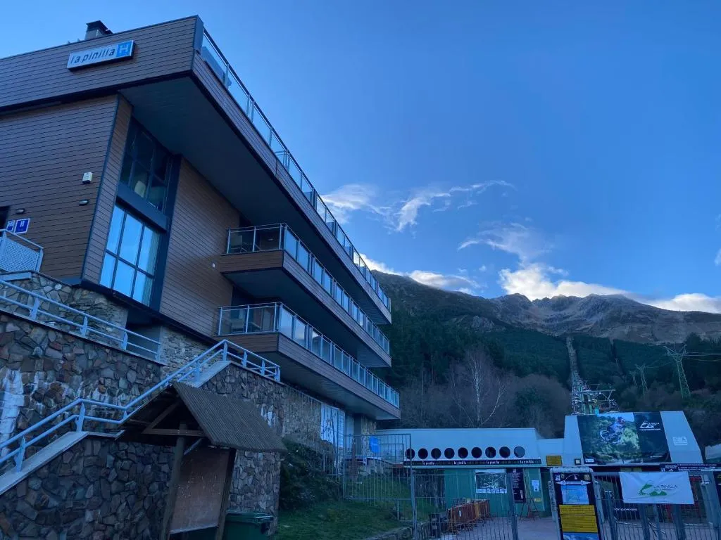 Hostal La Pinilla，位于塞哥维亚的酒店