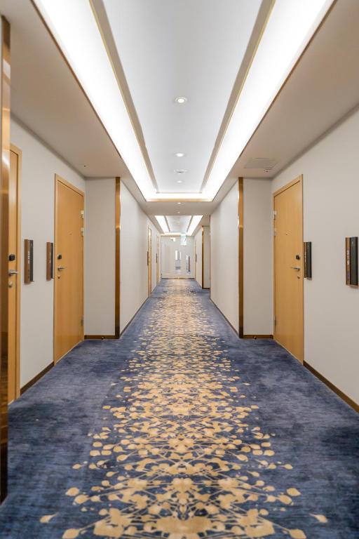 Livington Hotel photo