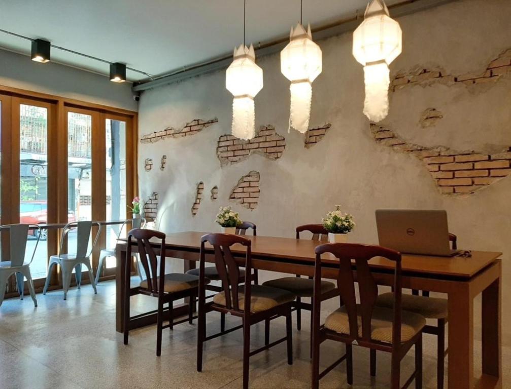 共用ラウンジ/TVエリア