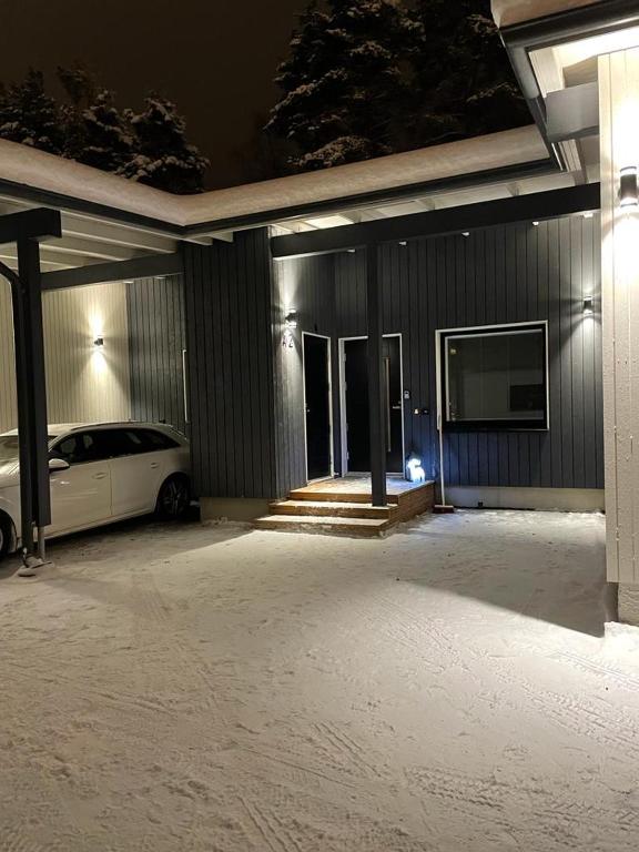 Helmetär, Rovaniemi