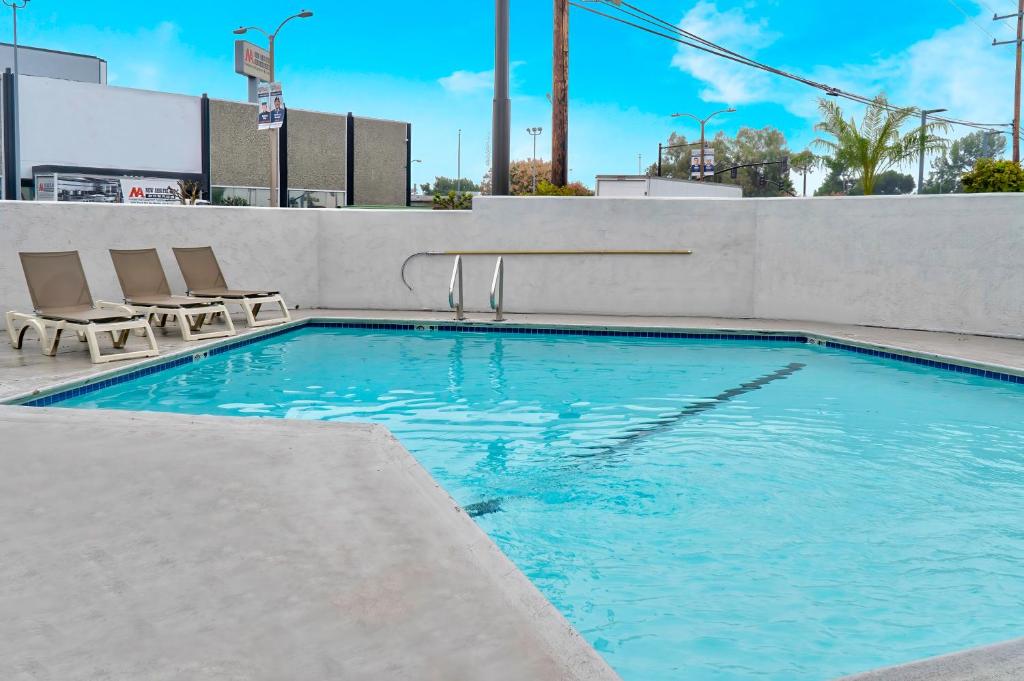 5. Motel 6 ..