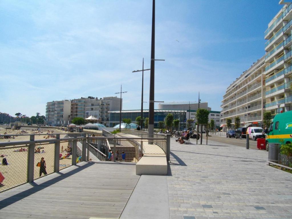 Appartement T3 avec balcon aux Sables-d'Olonne - FR-1-92-803 - 2