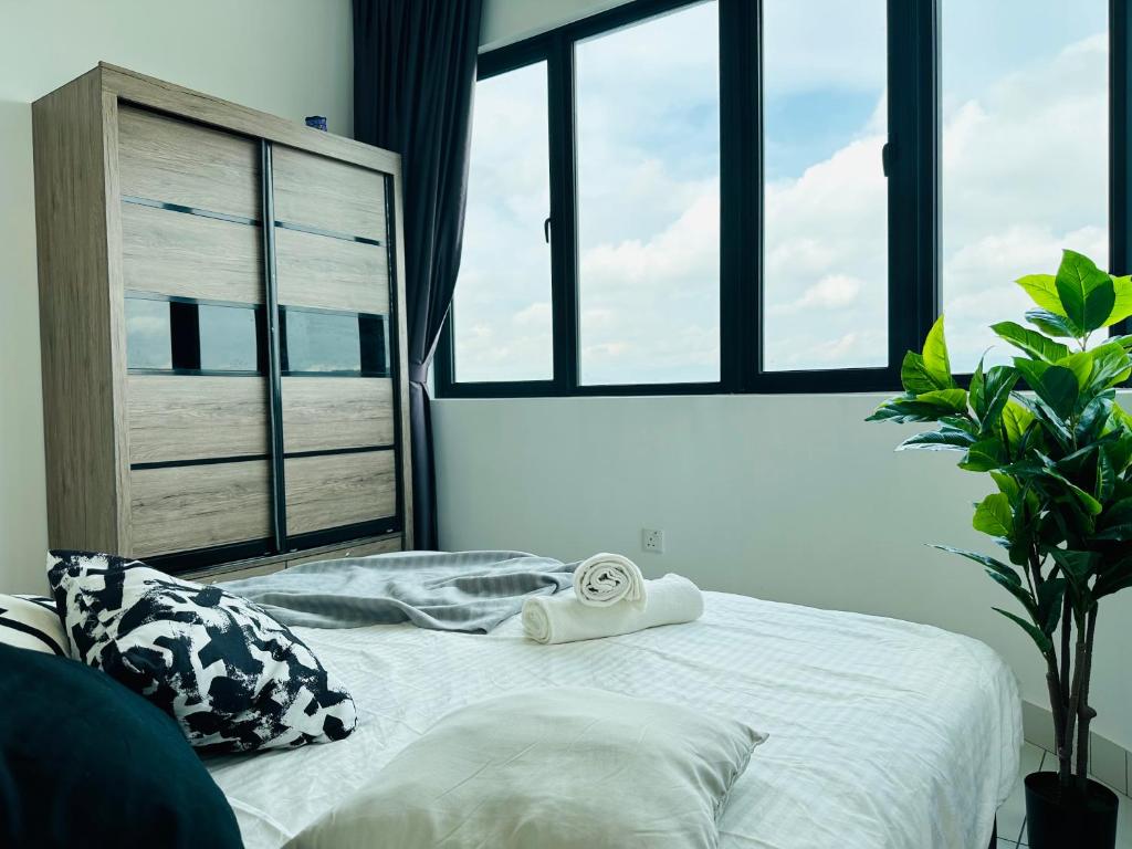 31 Family Suite 7pax 3 Rooms Sunway Velocity Mall Cheras IKEA Mytown Short Walk to MRT & LRT Maluri photo
