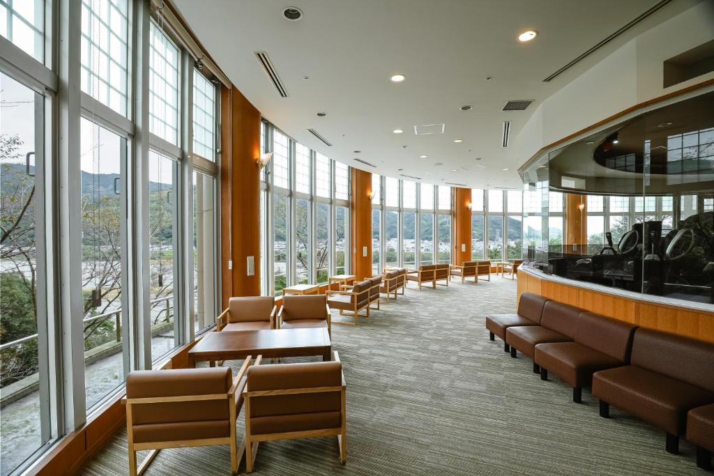 카메노이 호텔 코치 전경