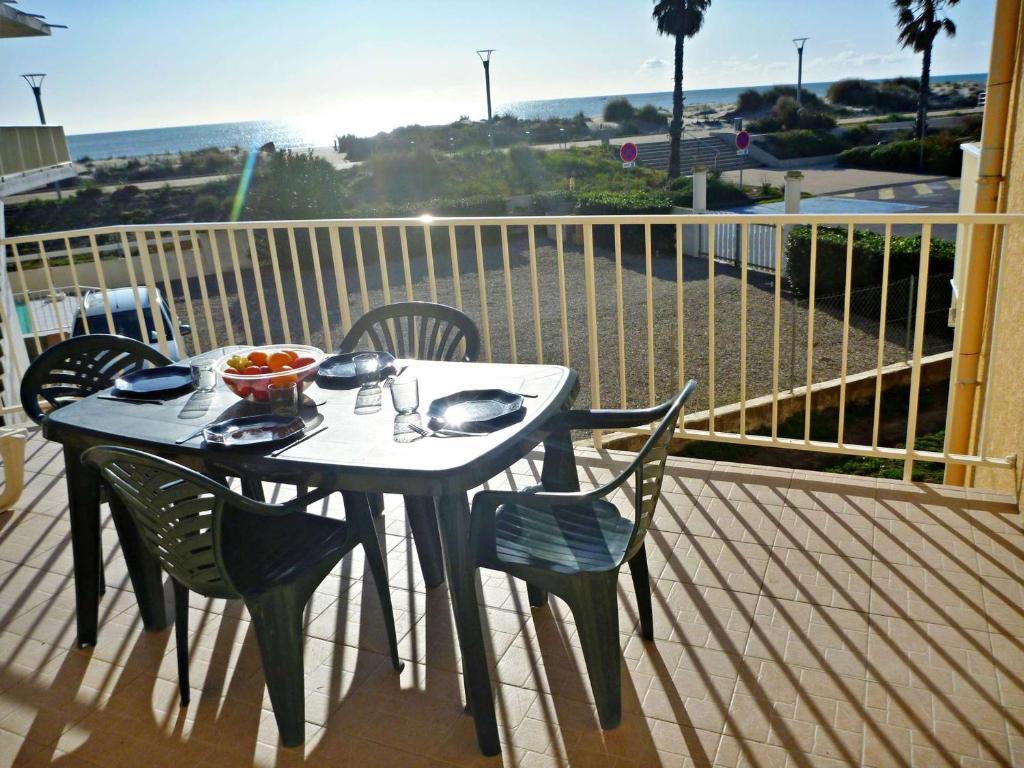 Appartement à 2 pas de la plage avec terrasse et parking - FR-1-387-150 - 2