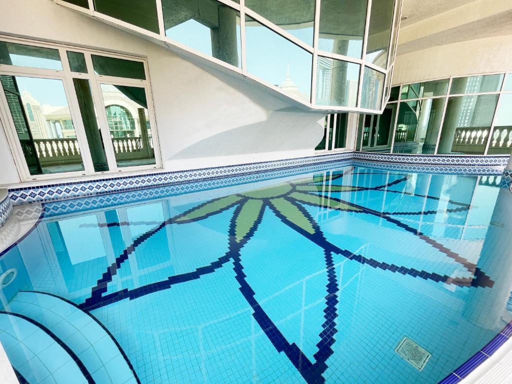Swissotel Al Murooj Dubai photo