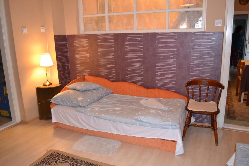 Var-lak Vendeghaz photo