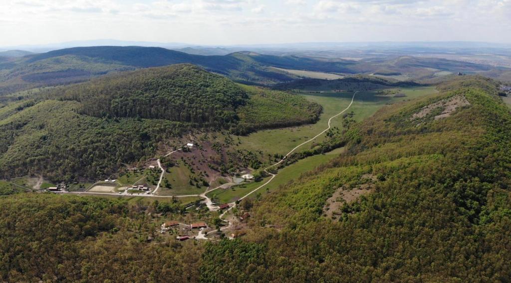 Farkaskútvölgy, Felsőtold