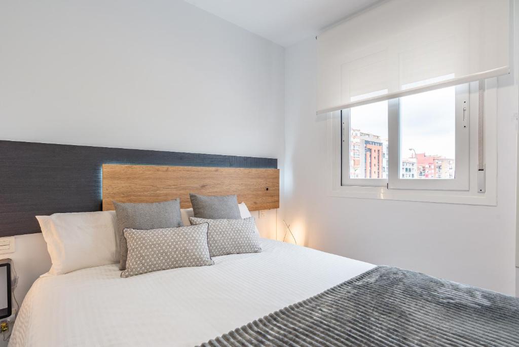 Modern apartment near Huelin Beach & Free Parking - 2