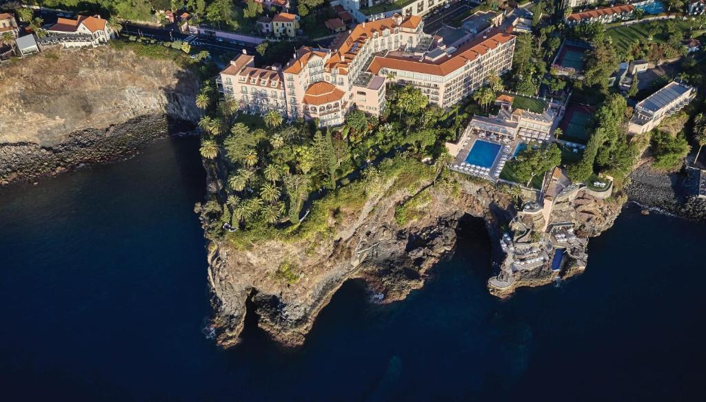 Reid's Palace, A Belmond Hotel, Madeira photo