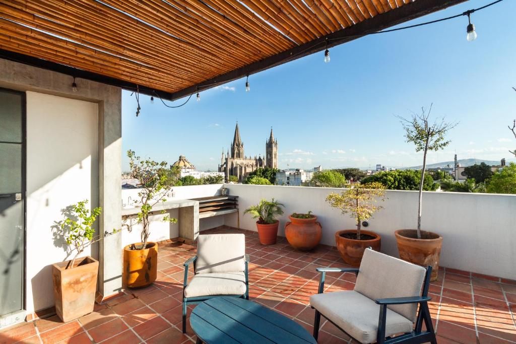 Loft con Terraza privada, vista al Expiatorio - 3