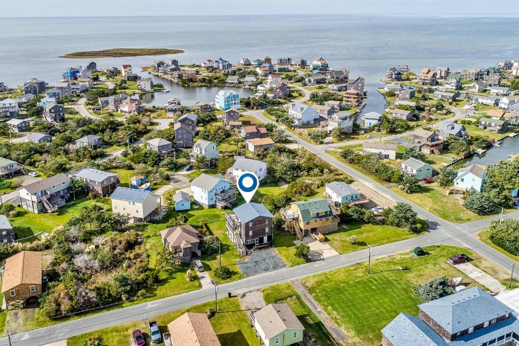 Tarpon Drive Hideaway Unit B, Avon