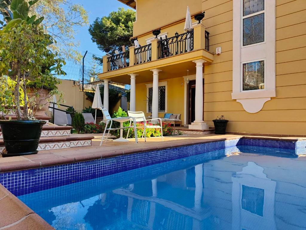 scherp Vaarwel Ook Villas with tennis court in Málaga, Spain - price from $87, reviews | Planet of Hotels scherp Vaarwel Ook Villas with tennis court in Málaga, Spain - price from $87, reviews | Planet of Hotels
