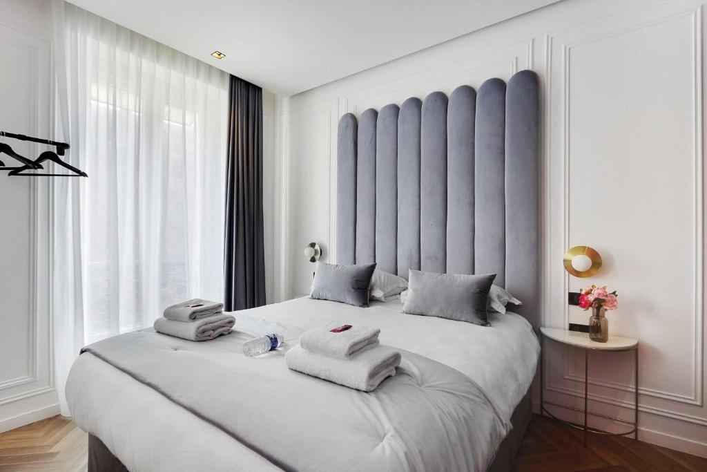 Charming private room - 2P - Les halles - 4