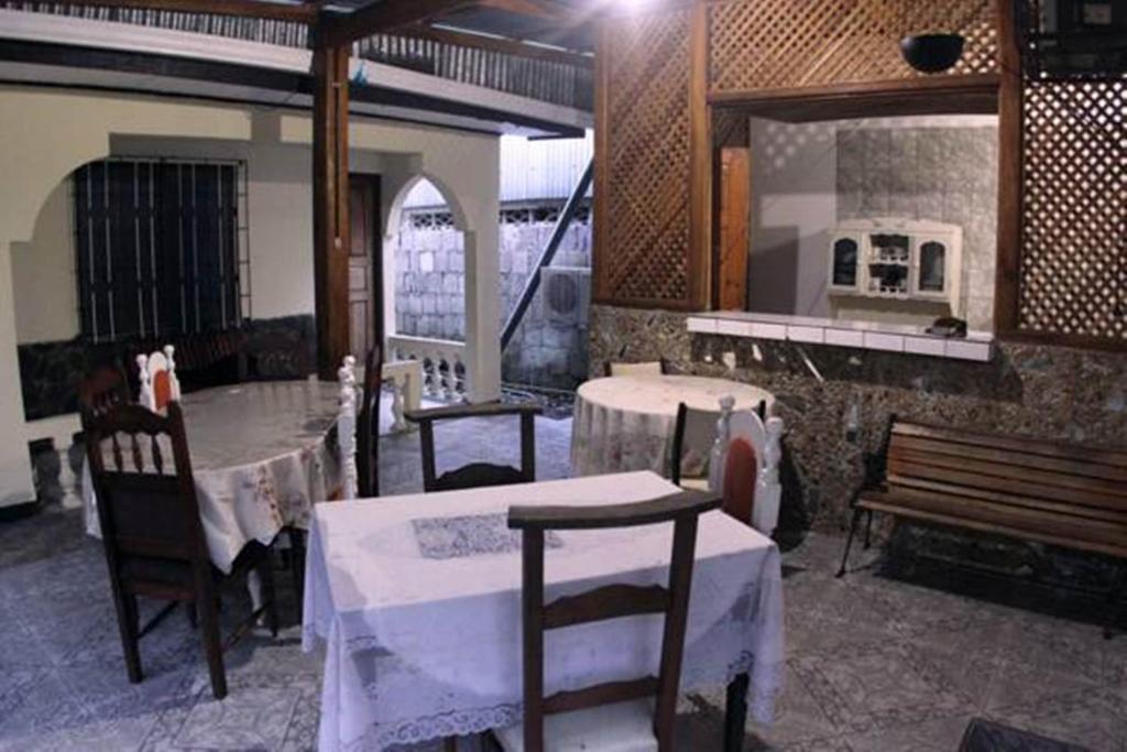 Restaurant, Cabinas Smith in Cahuita