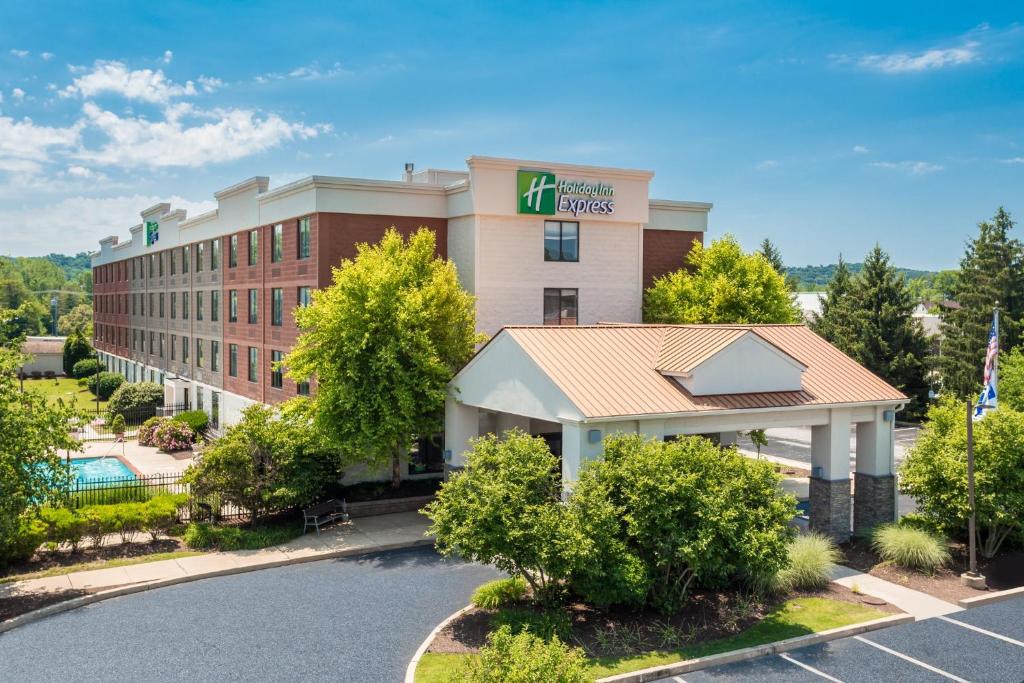 Holiday Inn Express Exton-Lionville photo