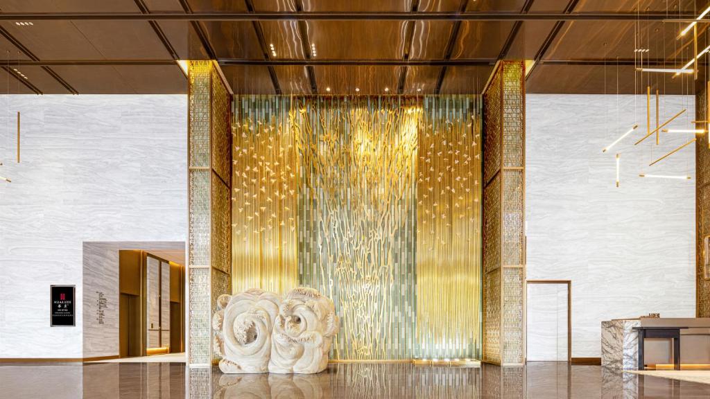 Mingdu Gloria Plaza Hotel Qingdao photo