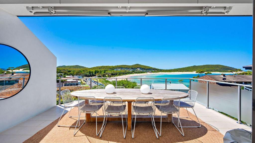 Coast Fingal Bay Interior