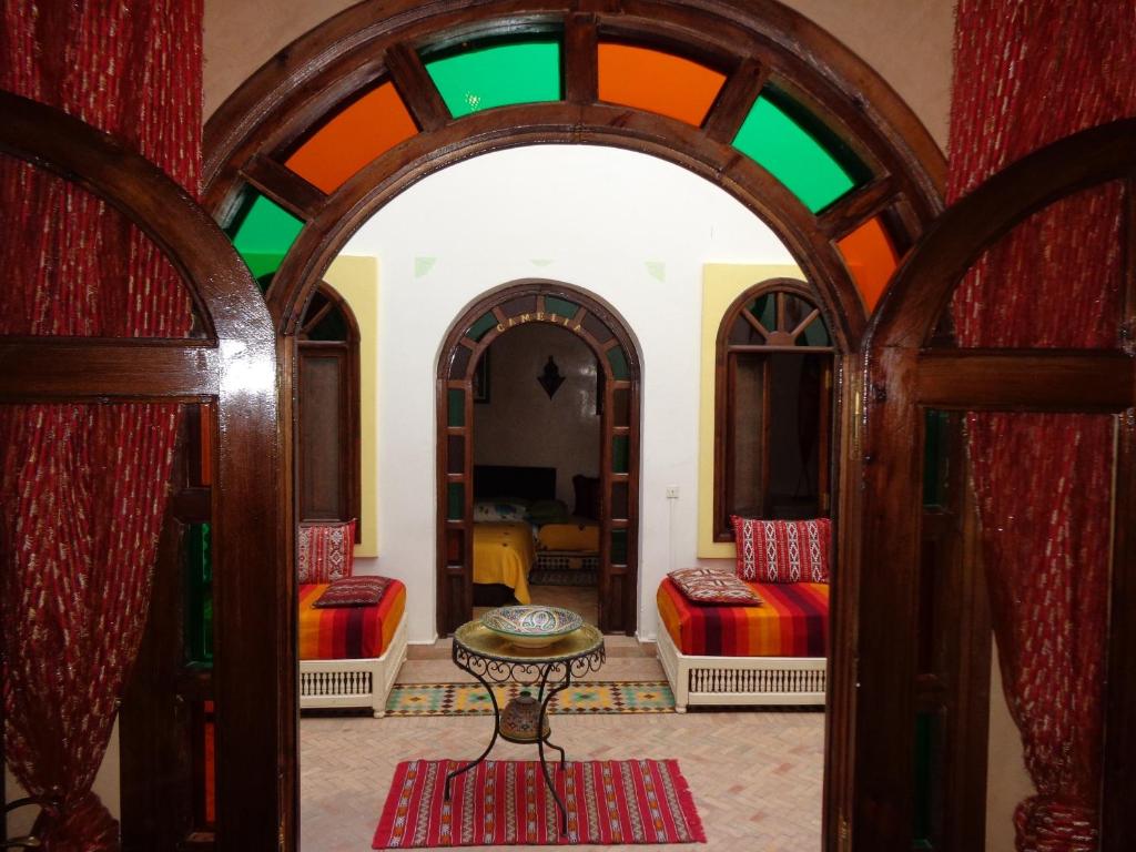 Riad Sesame photo