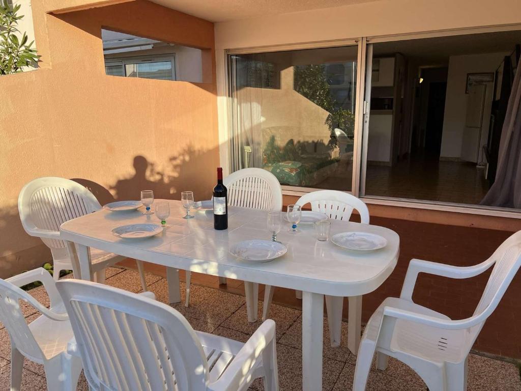Grand 3 Pièces avec Terrasse, Lave-Linge et Lave-Vaisselle, Animaux Acceptés - FR-1-702-24 - 3
