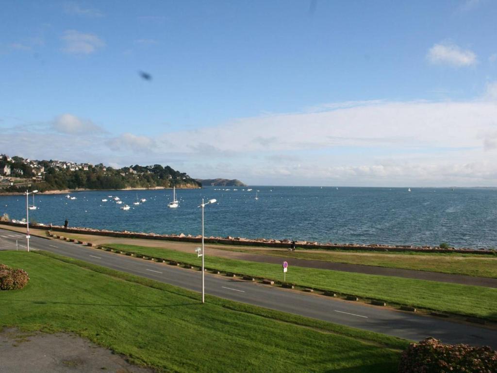 Appartement rénové 3* avec vue mer, à 50m plage, Perros-Guirec - FR-1-368-208 - 5