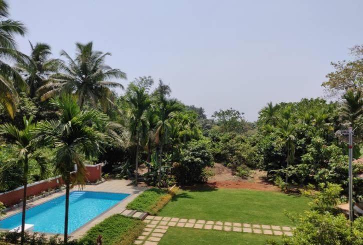 Peaceful Chaitra Villa 5Bhk And 4Bhk Alibaug Swimming Pool Is Common Between Both Property photo