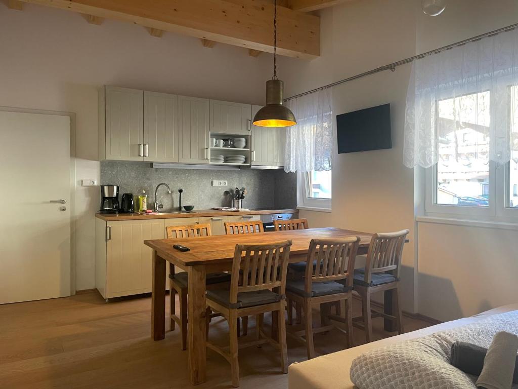 Tuxie Haus - 3