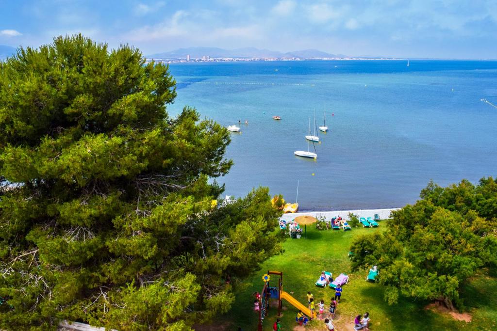 Hotel Izan Cavanna photo