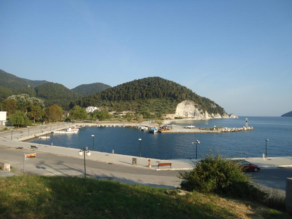Hovolo Hotel Apartments photo