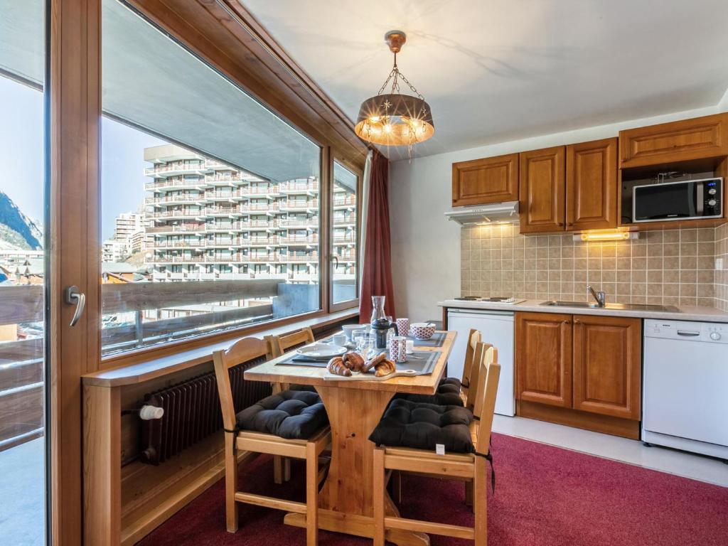 Studio cozy avec alcôve, lumineux, animaux admis, Val-d'Isère - FR-1-694-225 - 4