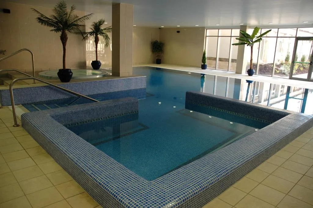 Rochestown Lodge Hotel, hotel in Dun Laoghaire