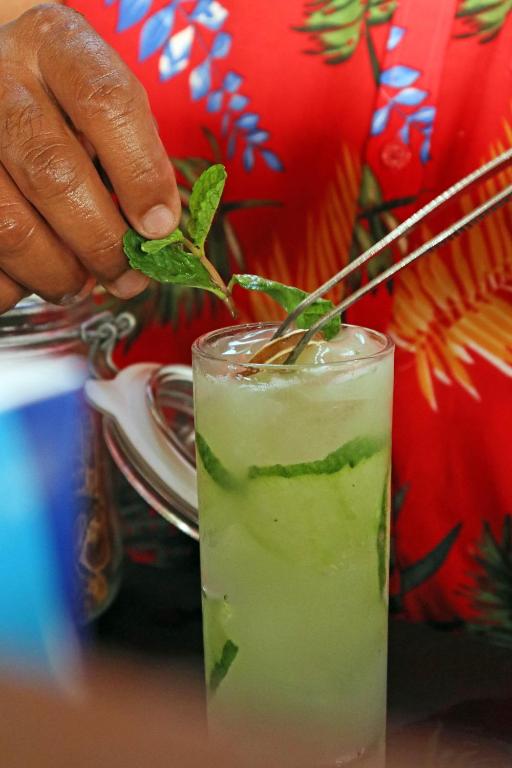 Makanan dan Minuman