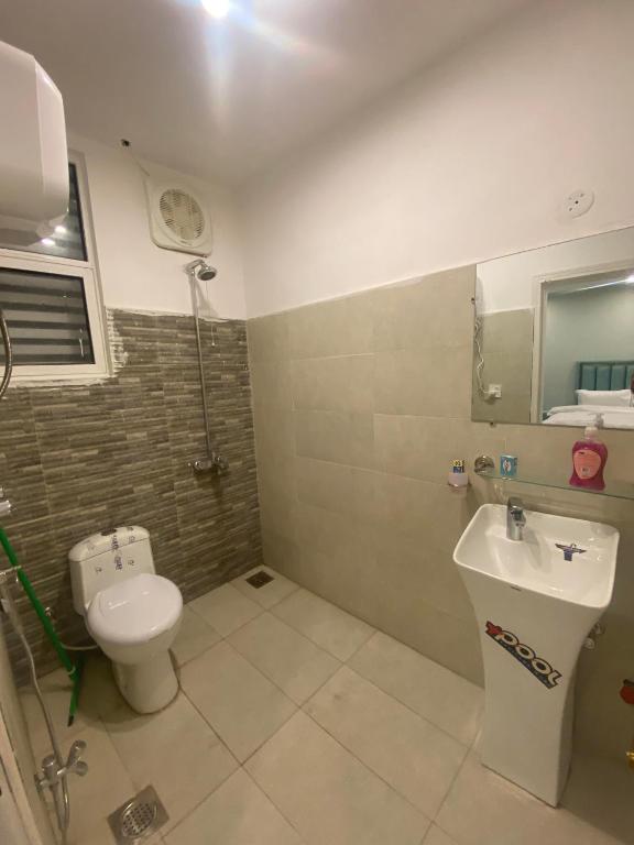 Burj Al Bahria Town Luxury Suites photo