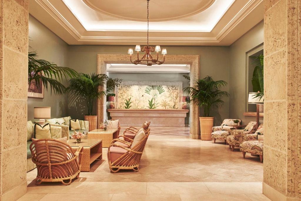 Four Seasons Resort Palm Beach photo