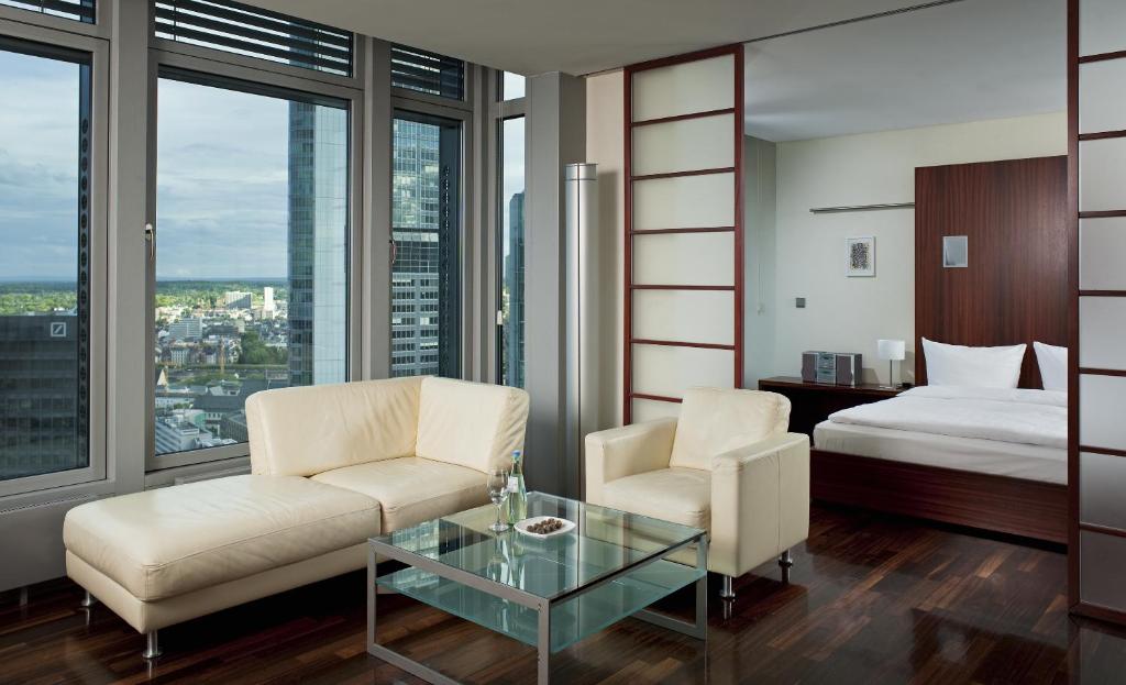 INNSiDE by Meliá Frankfurt Eurotheum photo