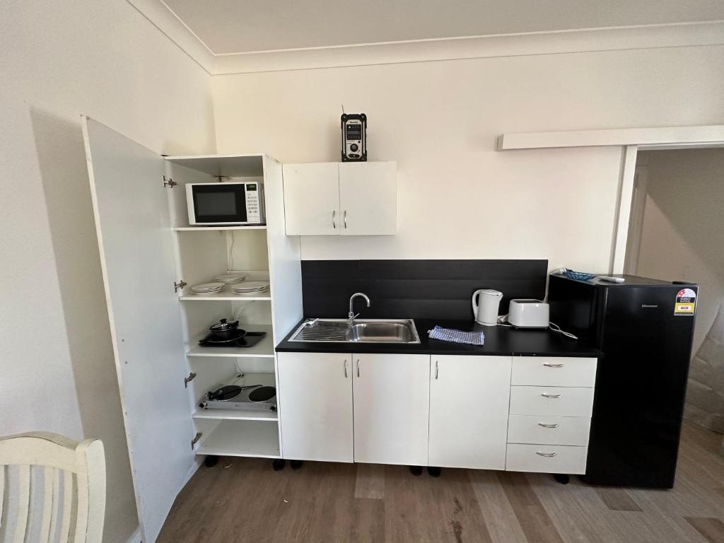 Garden Studio Apartment