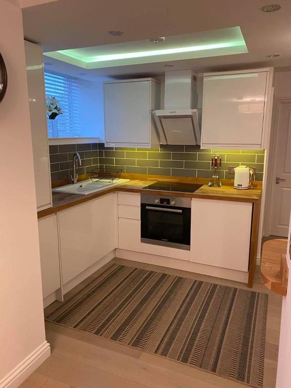 Beachside Apartment, Newquay Town Centre photo 8