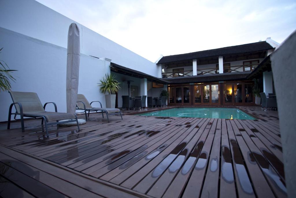 Dundi Lodge photo