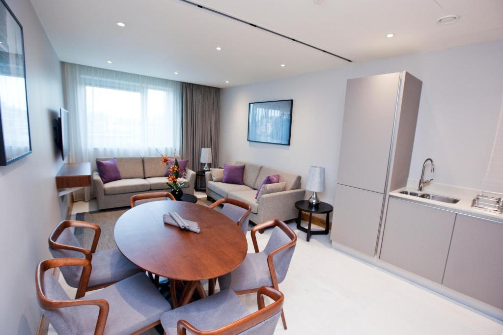 サンクタム インターナショナル サービスド アパートメンツ ベルザイズ (Sanctum International Serviced Apartments Belsize) キッチン