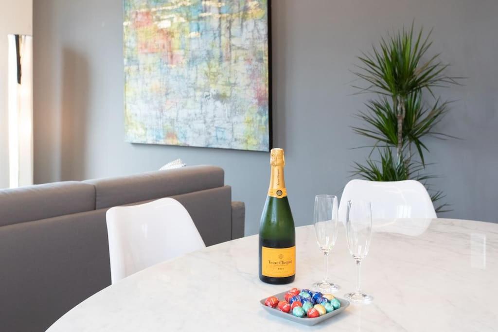 #24 Staywizus - Marie-Claire Suite Sea view balcony AC 5min port - 5